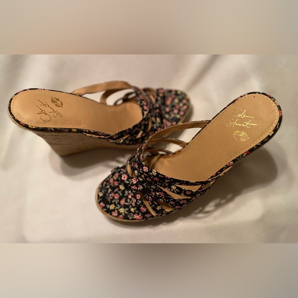 Colin Stuart Floral Wedge Sandal Size 9 Beautiful EUC - Picture 4 of 7